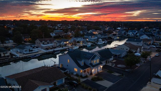 1931 Seaman Court, Toms River, NJ 08753