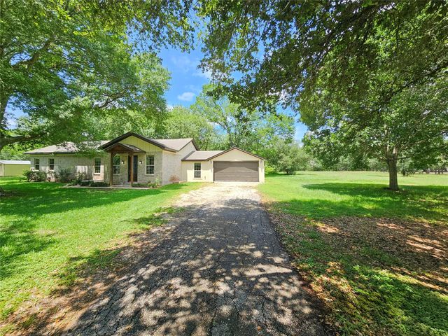 459 Live Oak Road, Wharton, TX 77488