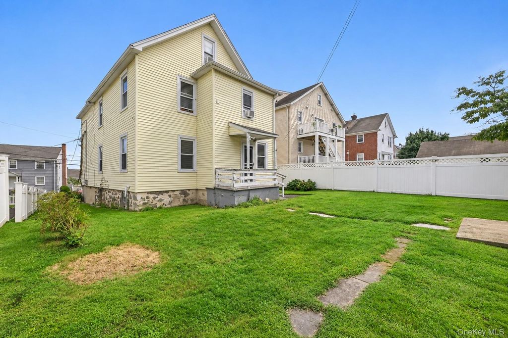 32 Josephine Evaristo Avenue, Greenwich, CT 06830 — photo 4