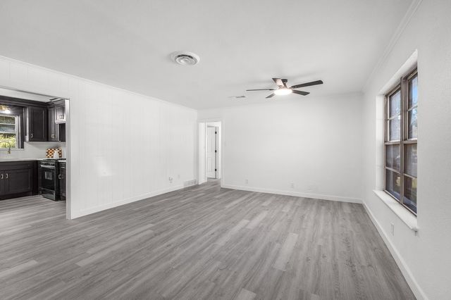 2816 Rosebud Lane, Richland Hills, TX 76118