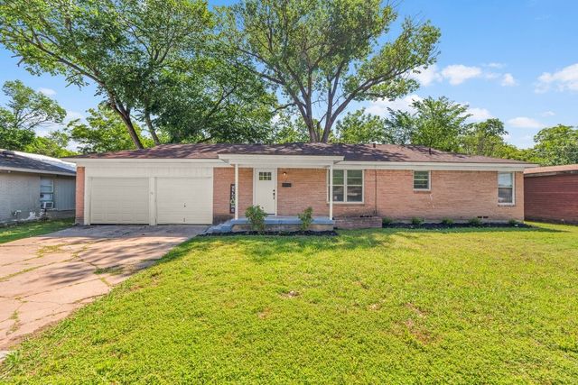 2816 Rosebud Lane, Richland Hills, TX 76118