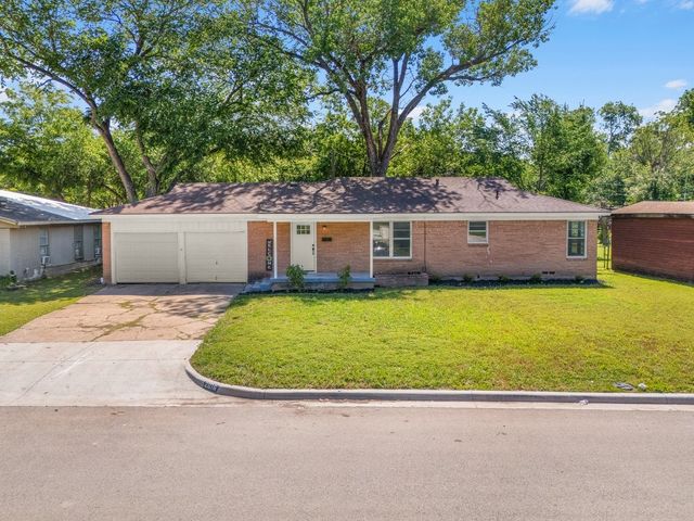 2816 Rosebud Lane, Richland Hills, TX 76118