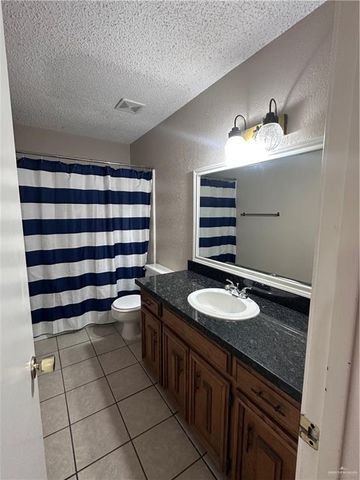 5904 N 28th Lane, Mcallen, TX 78504