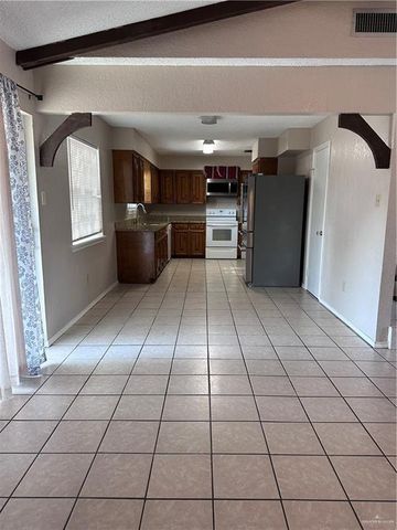 5904 N 28th Lane, Mcallen, TX 78504