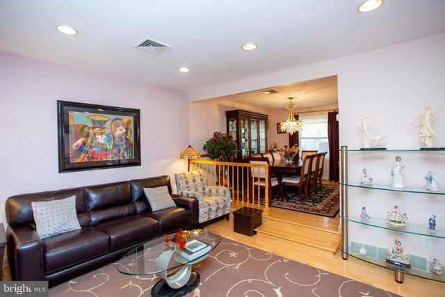 48 HERSHEL ST, Feasterville Trevose, PA 19053