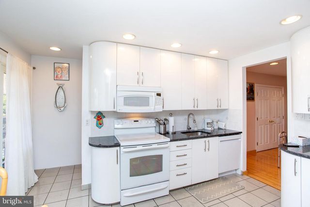 48 HERSHEL ST, Feasterville Trevose, PA 19053