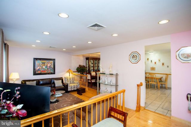 48 HERSHEL ST, Feasterville Trevose, PA 19053