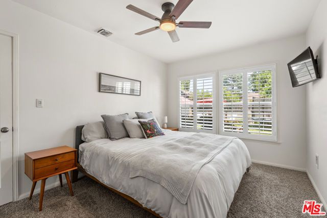 6538 De Celis Place, Los Angeles, CA 91406