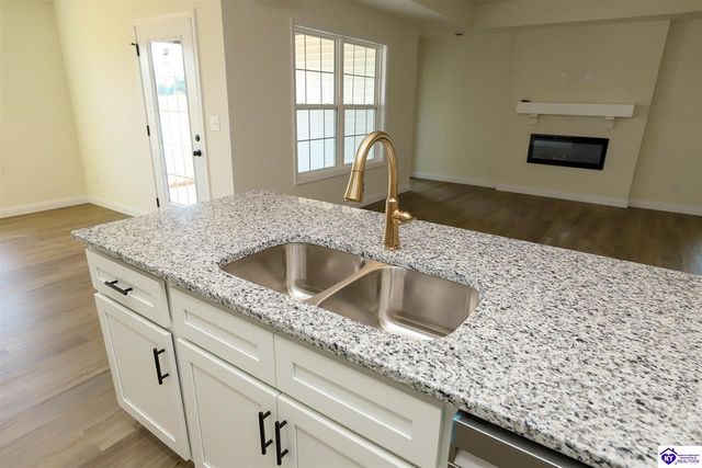 838 Otter Creek Road, Vine Grove, KY 40175