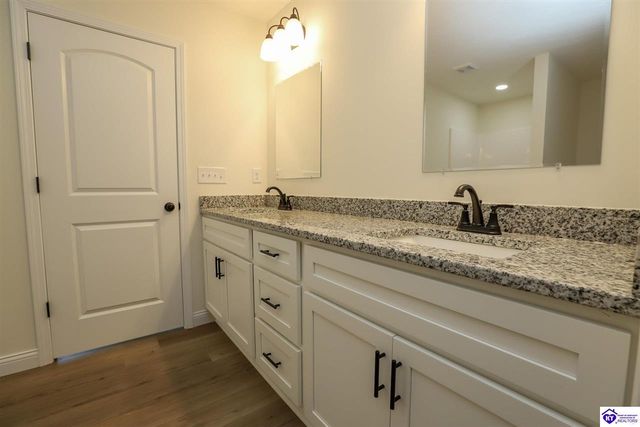 838 Otter Creek Road, Vine Grove, KY 40175