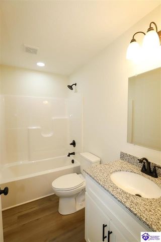 838 Otter Creek Road, Vine Grove, KY 40175