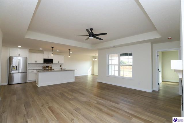 838 Otter Creek Road, Vine Grove, KY 40175