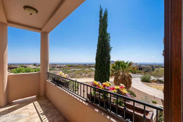 9770 Desert Mirage Drive, Las Cruces, NM 88011