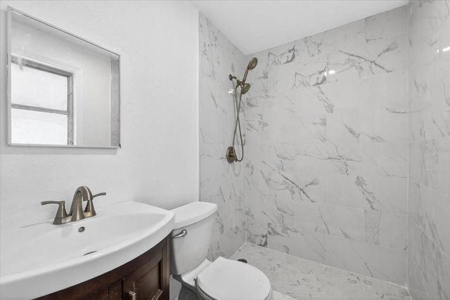 5801 MAGNOLIA STREET N, St Petersburg, FL 33703