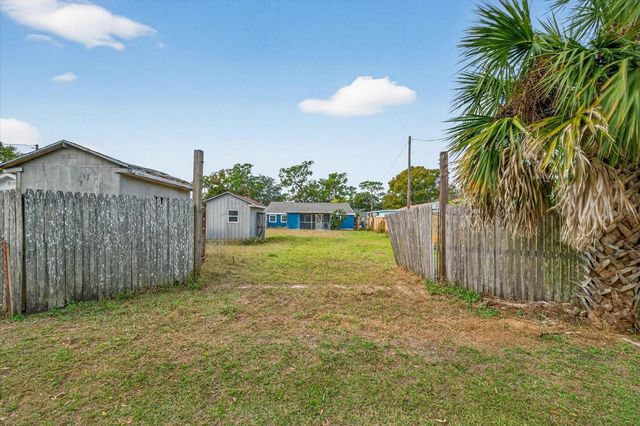 5801 MAGNOLIA STREET N, St Petersburg, FL 33703