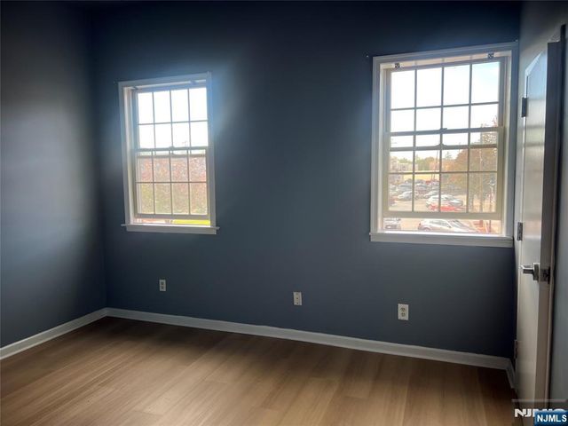 250 Park Avenue 2, East Rutherford, NJ 07073