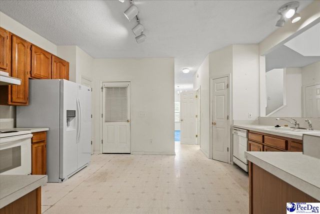 1374 Chandler Circle, Florence, SC 29505