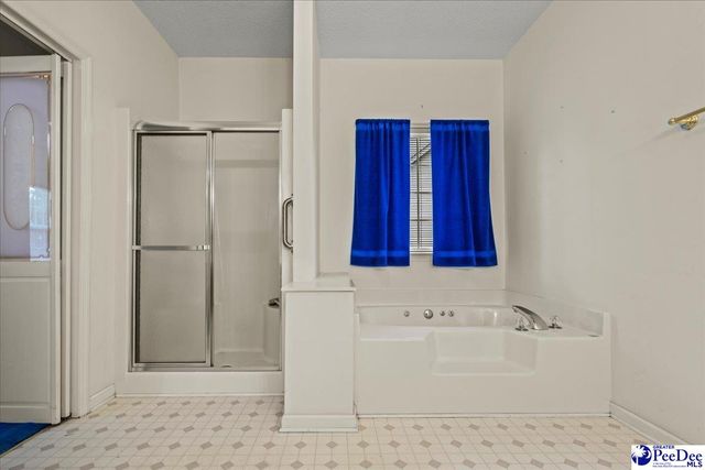 1374 Chandler Circle, Florence, SC 29505