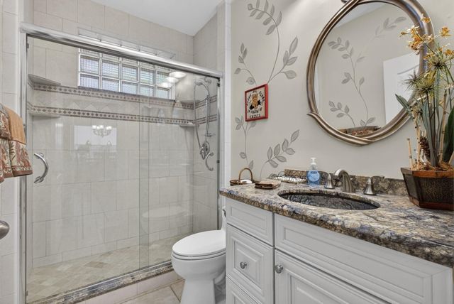 216 Eagleton Lake Boulevard, Palm Beach Gardens, FL 33418