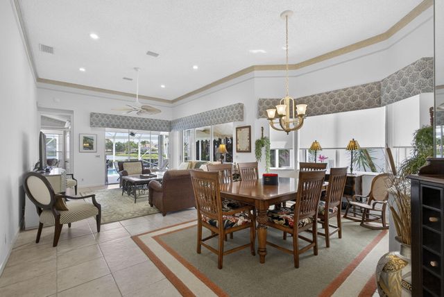 216 Eagleton Lake Boulevard, Palm Beach Gardens, FL 33418