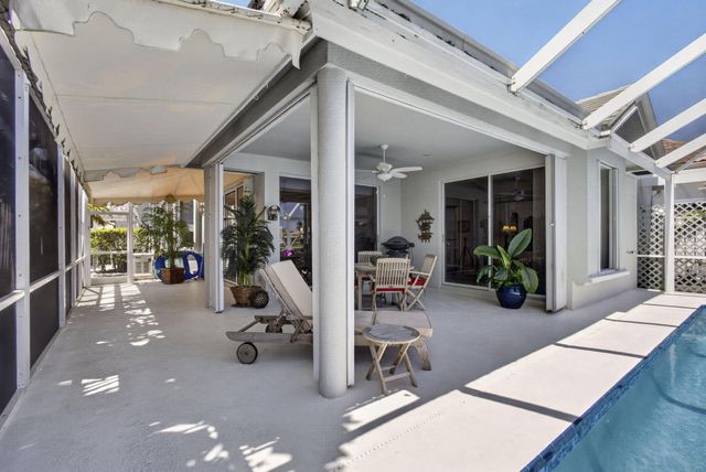 216 Eagleton Lake Boulevard, Palm Beach Gardens, FL 33418