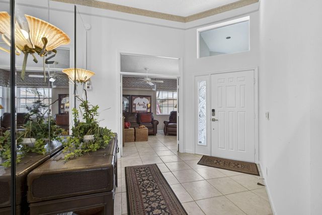 216 Eagleton Lake Boulevard, Palm Beach Gardens, FL 33418