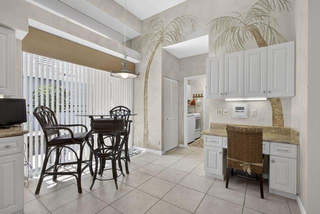 216 Eagleton Lake Boulevard, Palm Beach Gardens, FL 33418