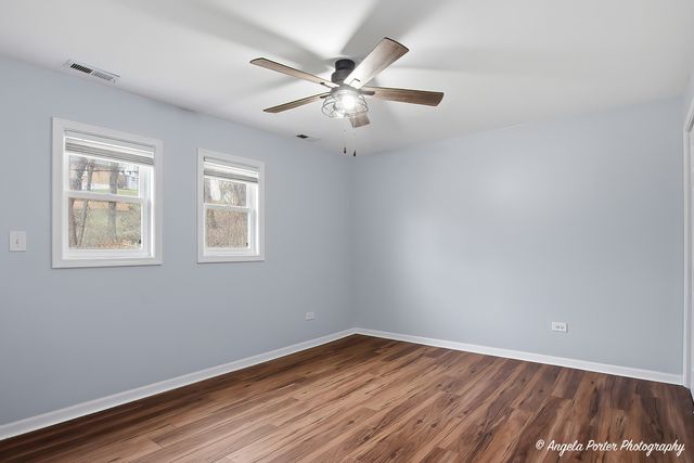 5205 N Lake Street, Mchenry, IL 60050