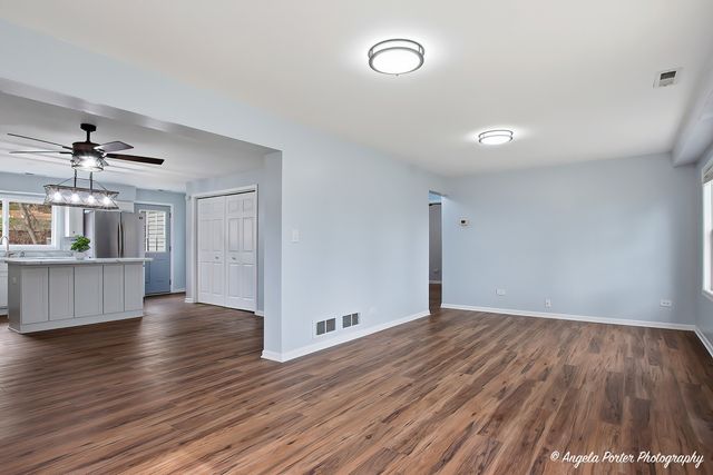 5205 N Lake Street, Mchenry, IL 60050