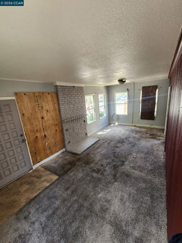 433 Gilger Ave, Martinez, CA 94553