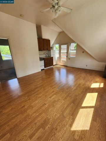 433 Gilger Ave, Martinez, CA 94553