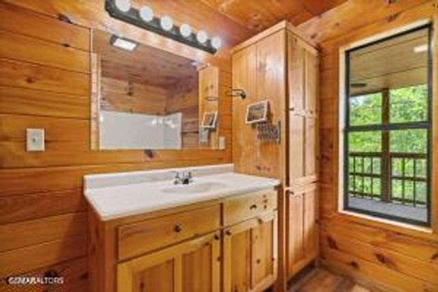 1120 Sharp Road, Sevierville, TN 37876