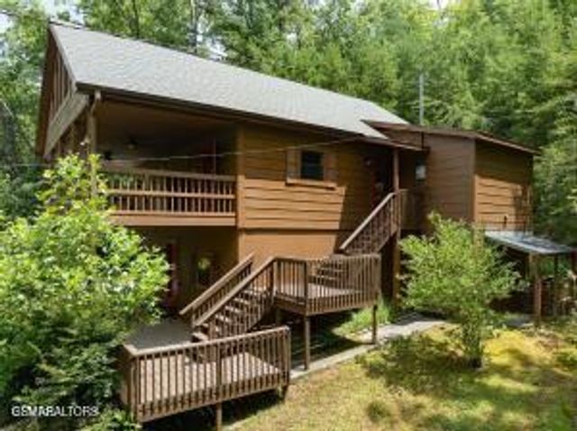 1120 Sharp Road, Sevierville, TN 37876