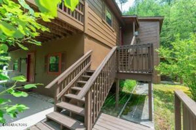 1120 Sharp Road, Sevierville, TN 37876