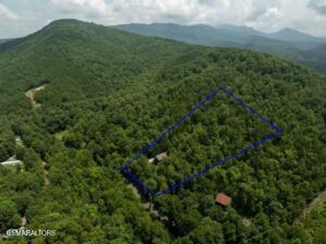 1120 Sharp Road, Sevierville, TN 37876