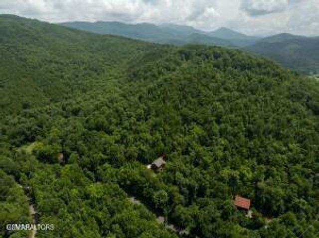 1120 Sharp Road, Sevierville, TN 37876