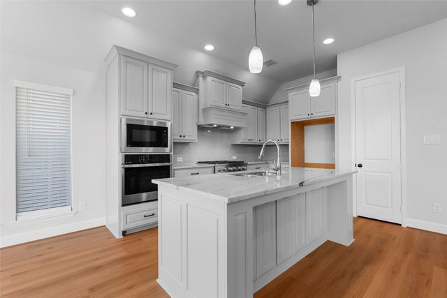 1824 Buckeye Lane, Mansfield, TX 76063