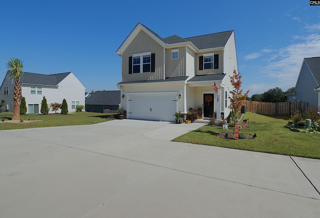 707 Blue Pixie Ct, Lexington, SC 29072