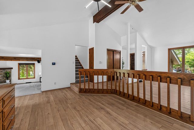 5377 S 48th STREET, Greenfield, WI 53220
