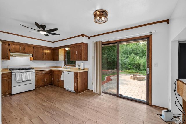 5377 S 48th STREET, Greenfield, WI 53220
