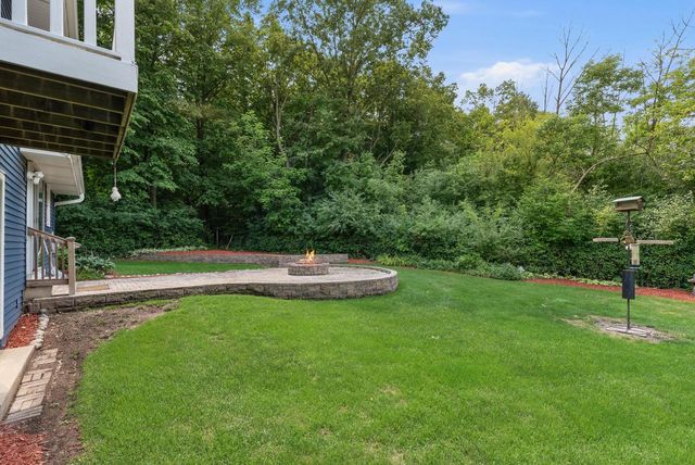 5377 S 48th STREET, Greenfield, WI 53220