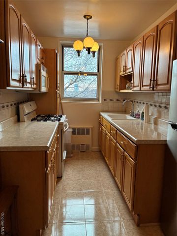 1430 Thieriot Avenue 5L, Bronx, NY 10460