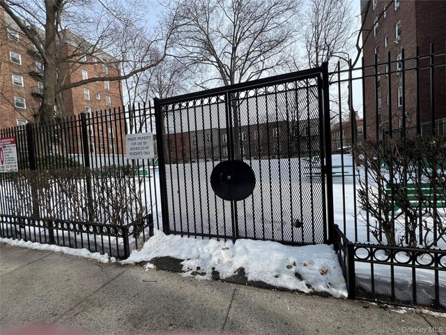 1430 Thieriot Avenue 5L, Bronx, NY 10460