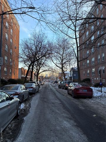 1430 Thieriot Avenue 5L, Bronx, NY 10460