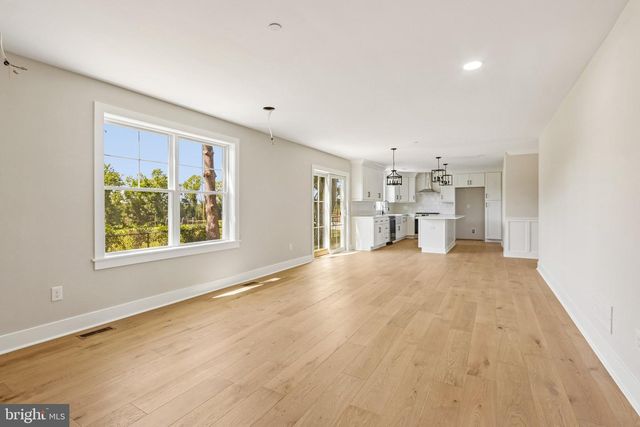 218 4TH AVE, Newtown Square, PA 19073