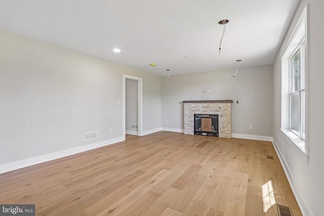 218 4TH AVE, Newtown Square, PA 19073