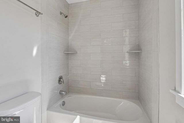 218 4TH AVE, Newtown Square, PA 19073