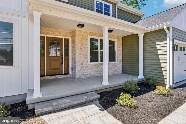 218 4TH AVE, Newtown Square, PA 19073