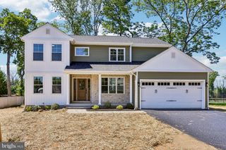 218 4TH AVE, Newtown Square, PA 19073