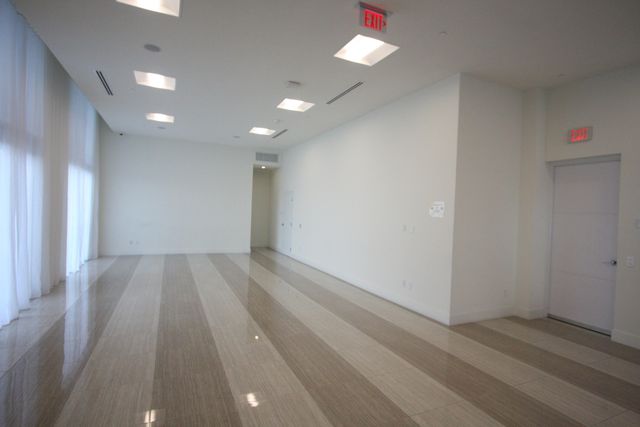 2000 Metropica Way 1609, Sunrise, FL 33323